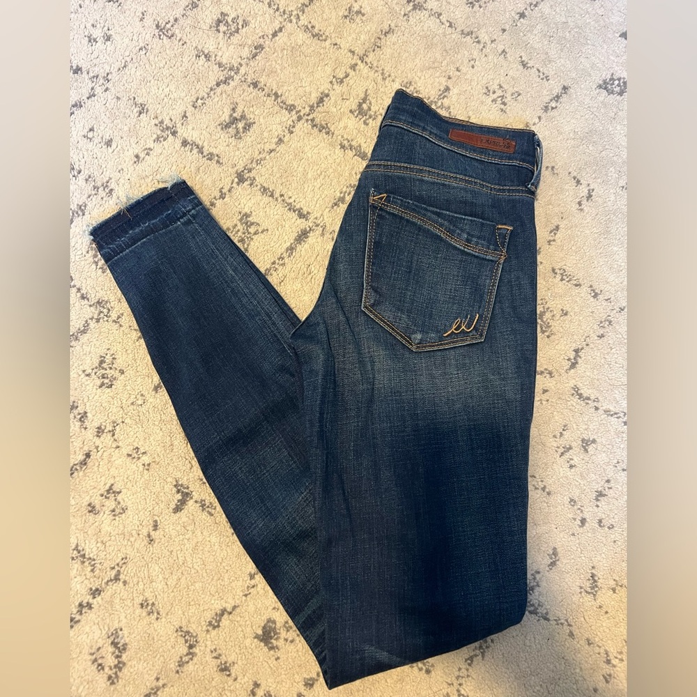 Women’s skinny jeans